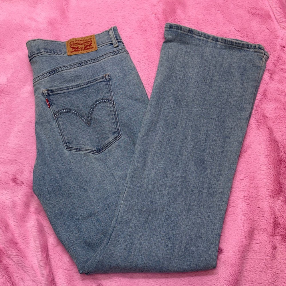 Levi's Women's Red Label Light Blue Classic Boot Jeans